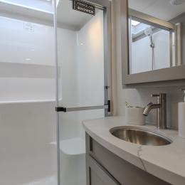 2025 Avenue 37MBR Interior