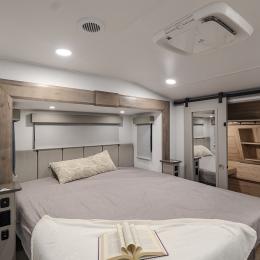 2025 39MBR Interior