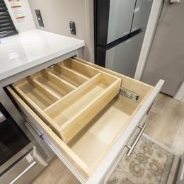 2026 Avenue 29RL Interior