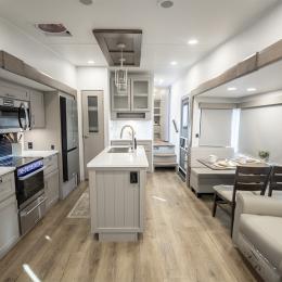 2026 Avenue 29RL Interior