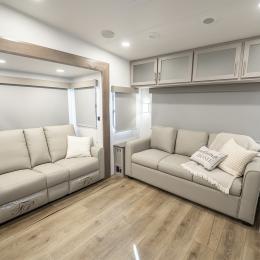 2026 Avenue 29RL Interior
