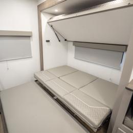 2026 Avenue 30BH Interior