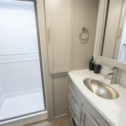 2026 Avenue 30BH Interior