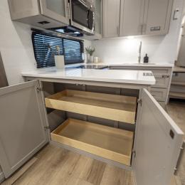 2026 Avenue 30BH Interior