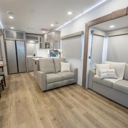 2026 Avenue 35RKS Interior