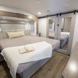 2026 Avenue 38DBL Interior