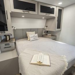 2026 Delta 281BH Interior