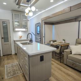 2026 Paradigm 310RL Interior