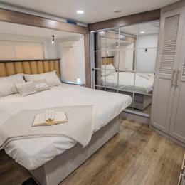 2026 Paradigm 310RL Interior