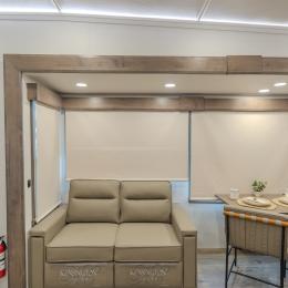 2026 Paradigm 382RK Interior