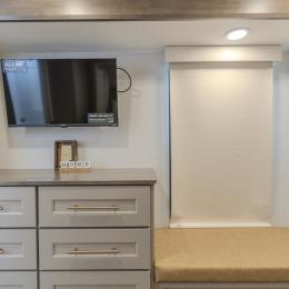 2026 Paradigm 382RK Interior
