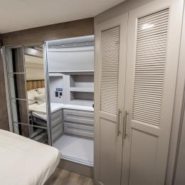 2026 Paradigm 312RK Interior