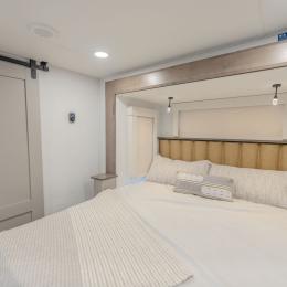 2026 Paradigm 375RD Interiors