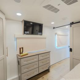 2026 Paradigm 375RD Interiors