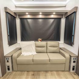 Benchmark 42LFT Interior