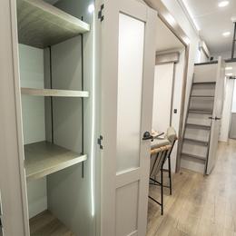 2026 Paradigm 395DS Interior