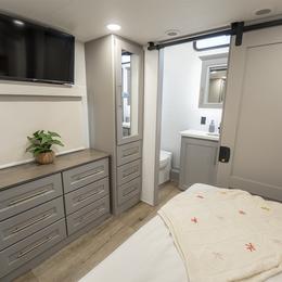 2026 Paradigm 395DS Interior