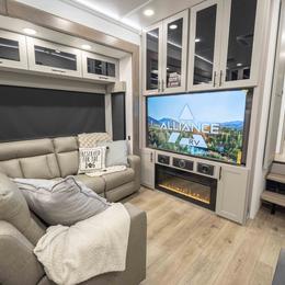 2026 Valor 37V11 TV - Living