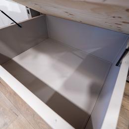 2026 Avenue 332RL Interior