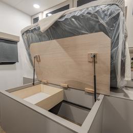 2026 Delta 292RL Interior