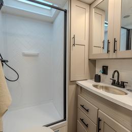 2026 Delta Ultra Light RE250 Interior