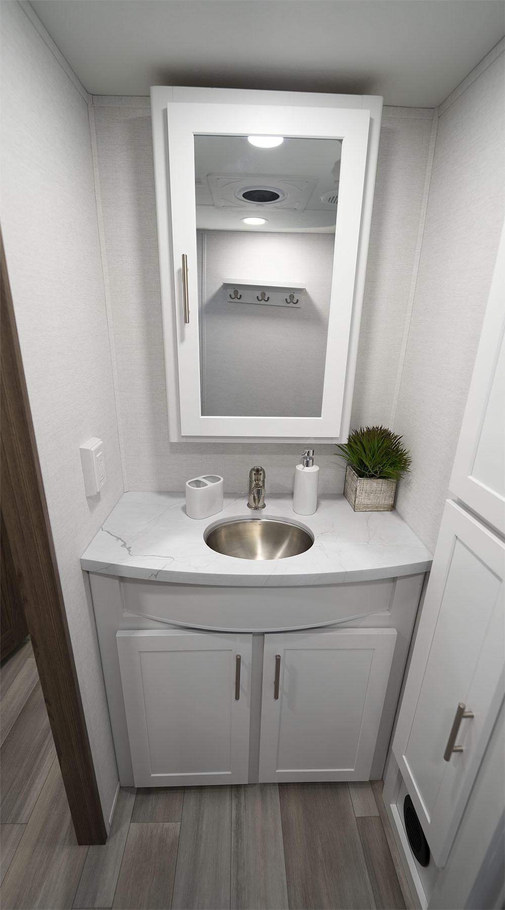 2024 Avenue 22ML Bathroom Sink Cabinet Straight